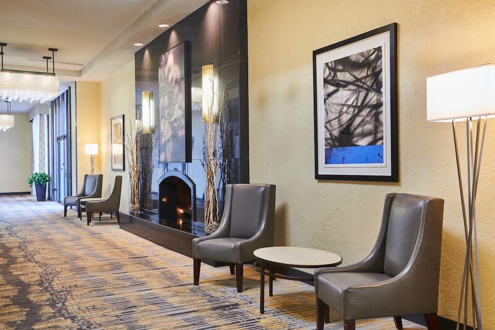 Doubletree By Hilton Salt Airport Hotel